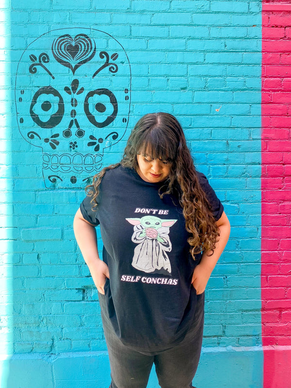 Don't Be Self Conchas Unisex T-Shirt